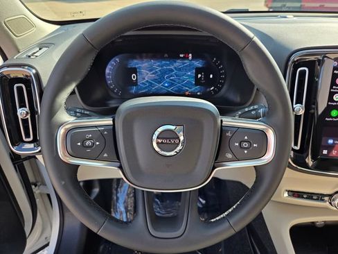 New 2026 Volvo XC40 B5 Plus w/ Protection Package Premier AWD/4WD image 30