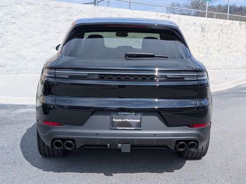New 2026 Porsche Cayenne image 5
