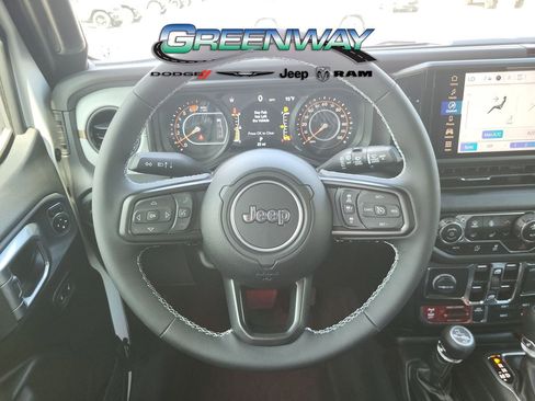 New 2025 Jeep Wrangler Willys AWD/4WD image 28
