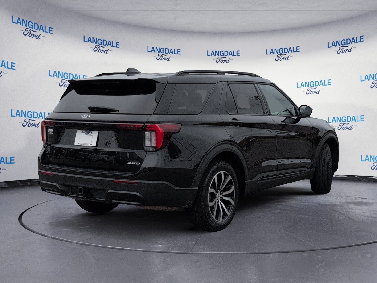 Used 2026 Ford Explorer ST-Line AWD/4WD image 4