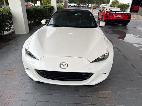 Used 2018 MAZDA MX-5 Miata Grand Touring RWD image 2