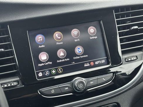 Certified 2022 Buick Encore Preferred w/ Safety Package image 27