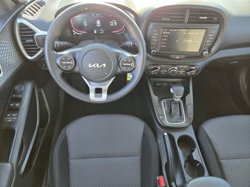 Certified 2024 Kia Soul LX w/ Option Group 015 image 13