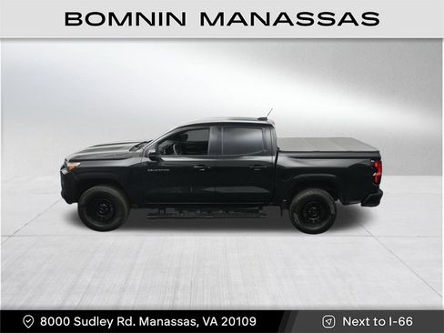 Used 2024 Chevrolet Colorado W/T image 19