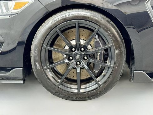 Used 2017 Ford Mustang Shelby GT350 w/ Electronics Package RWD image 11