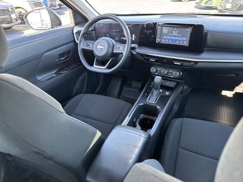 Certified 2025 Nissan Kicks S image 21