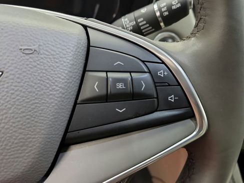 Used 2017 Cadillac XT5 Luxury w/ Driver Awareness Package AWD/4WD image 29