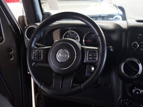 Used 2014 Jeep Wrangler Sport w/ Quick Order Package 24S AWD/4WD image 52