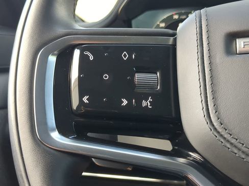 Used 2023 Land Rover Range Rover Sport SE image 24