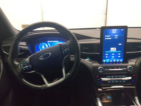 Used 2020 Ford Explorer ST w/ Premium Technology Package image 21