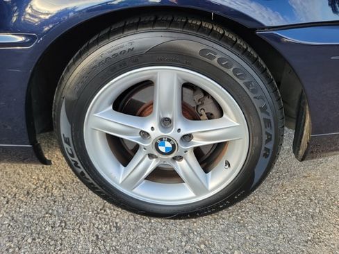Used 2002 BMW 325Ci Convertible RWD image 9