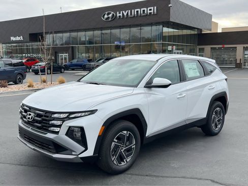 New 2026 Hyundai Tucson Blue SE AWD/4WD image 1
