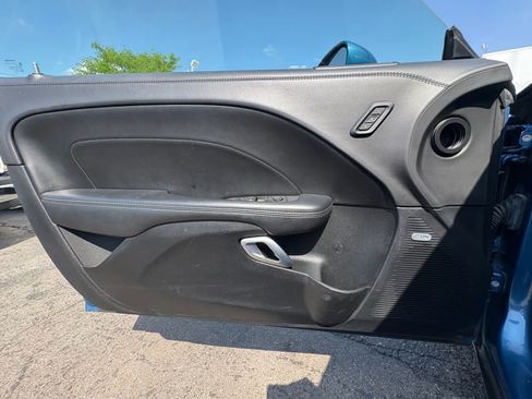 Used 2022 Dodge Challenger GT w/ Plus Package RWD image 13