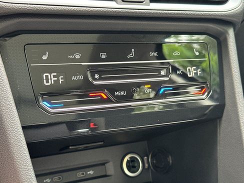 New 2026 Volkswagen Taos SE AWD/4WD image 19