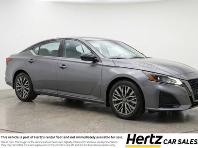 Used 2025 Nissan Altima 2.5 SV