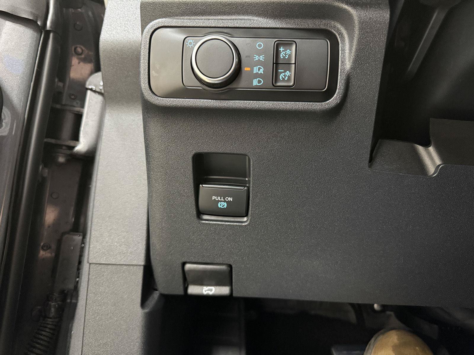 Used 2025 Ford Bronco Big Bend AWD/4WD image 12