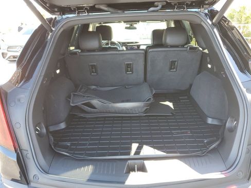 Certified 2022 Cadillac XT5 Luxury image 26