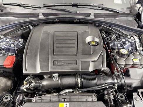 Certified 2026 Land Rover Range Rover Velar Dynamic SE AWD/4WD image 31