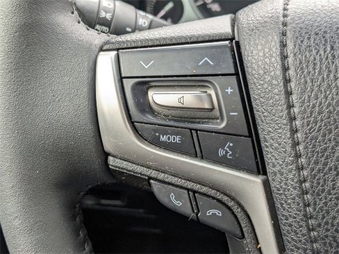 Used 2021 Toyota Land Cruiser image 25