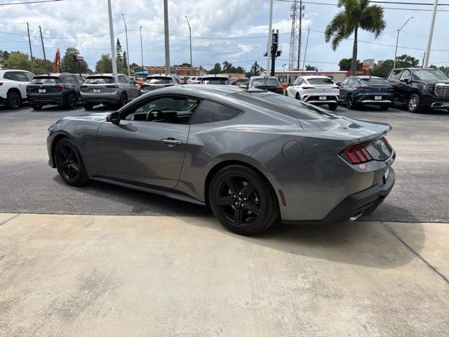 Used 2026 Ford Mustang Coupe RWD image 7