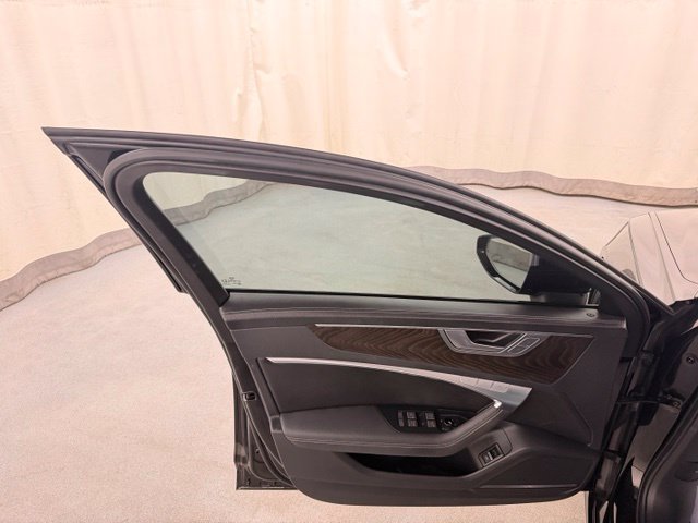 Used 2021 Audi A6 Premium Plus w/ Premium Plus Package AWD/4WD image 12