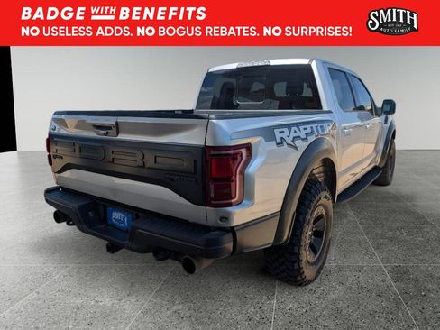 Used 2018 Ford F150 Raptor w/ Equipment Group 802A Luxury image 4