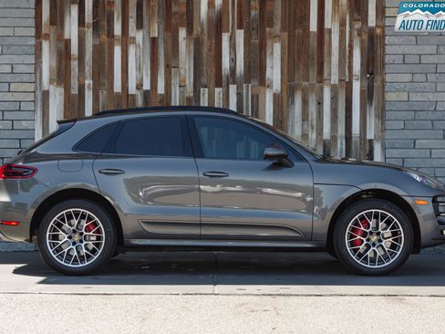Used 2016 Porsche Macan Turbo AWD/4WD image 8