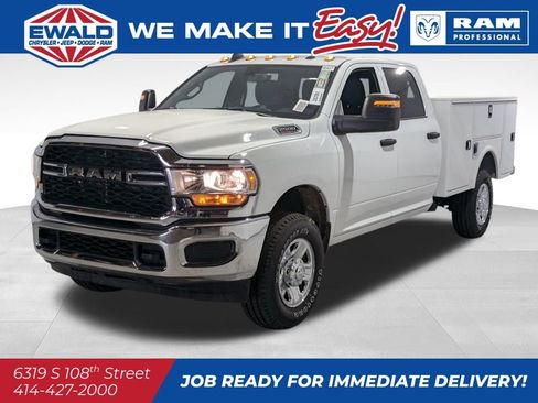 New 2024 RAM 2500 Tradesman w/ Chrome Appearance Group image 16