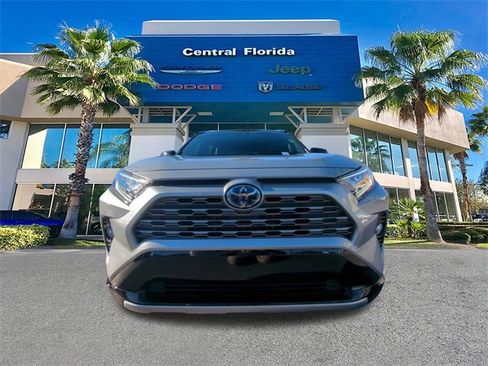 Used 2021 Toyota RAV4 XSE image 3