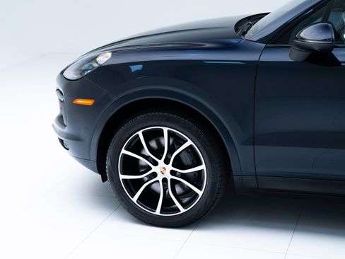 Certified 2022 Porsche Cayenne S Platinum image 11