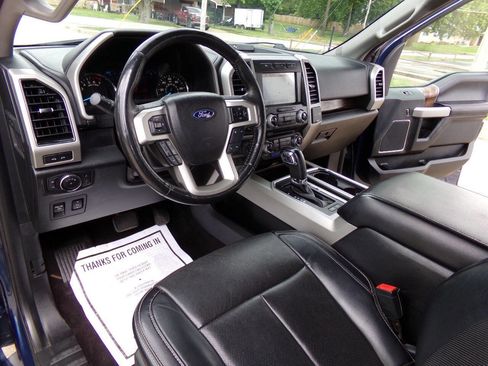 Used 2018 Ford F150 Lariat w/ Equipment Group 502A Luxury AWD/4WD image 18