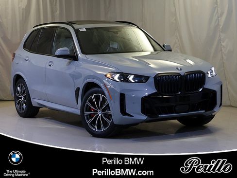 New 2026 BMW X5 xDrive50e w/ M Sport Package AWD/4WD image 1