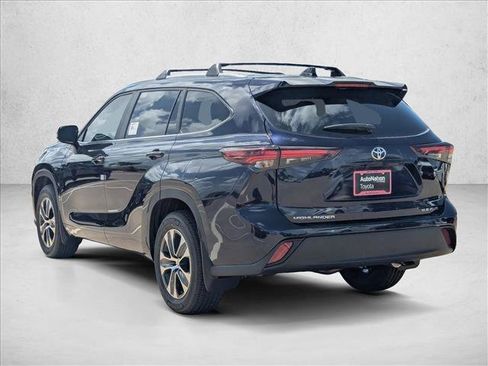 New 2026 Toyota Highlander XLE AWD/4WD image 9