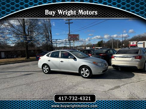 Used 2010 Hyundai Elantra SE image 1