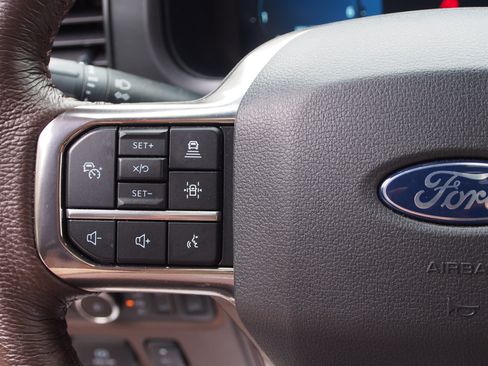 Certified 2025 Ford F150 King Ranch AWD/4WD image 22