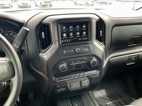 Used 2019 Chevrolet Silverado 1500 Custom w/ Custom Convenience Package AWD/4WD image 15
