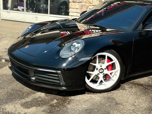 Used 2020 Porsche 911 Carrera S RWD image 2