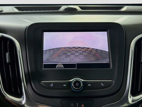 Used 2023 Chevrolet Equinox LT w/ Driver Convenience Package FWD image 17