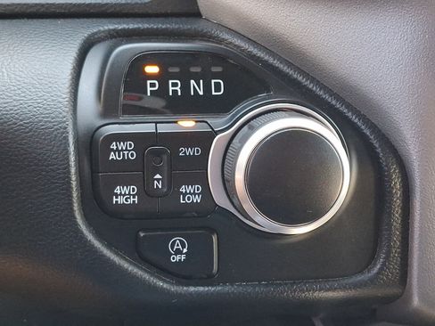 Used 2022 RAM 1500 Big Horn AWD/4WD image 14