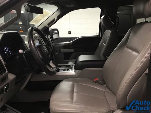 Used 2018 Ford F150 Lariat w/ Equipment Group 502A Luxury image 31