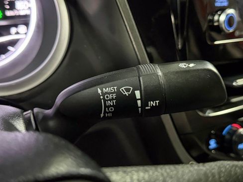 Used 2022 Toyota Camry LE image 21