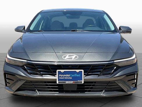 Certified 2024 Hyundai Elantra Limited FWD image 4
