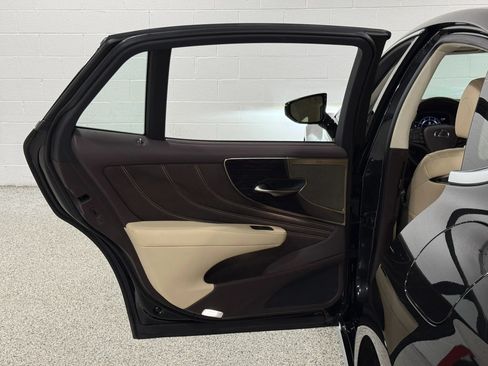 Used 2018 Lexus LS 500 AWD w/ Interior Upgrade Package image 61