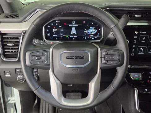 Used 2025 GMC Sierra 3500 Denali w/ Denali Reserve Package image 21