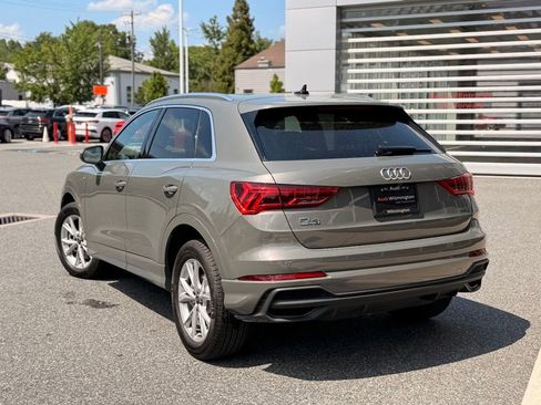Certified 2025 Audi Q3 2.0T Premium w/ Convenience Package AWD/4WD image 4