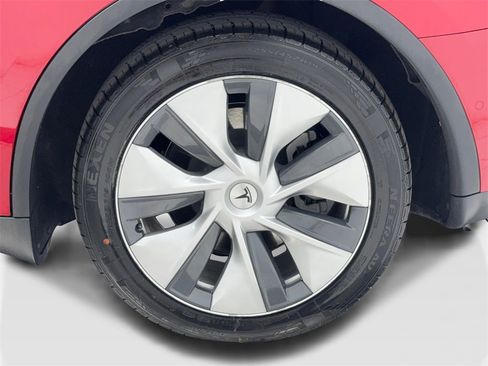 Used 2021 Tesla Model Y Long Range image 58