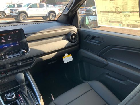 New 2026 Chevrolet Colorado Trail Boss image 15