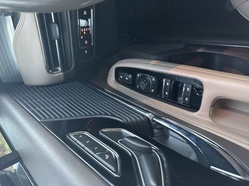 Used 2020 Lincoln Corsair FWD w/ Convenience Package image 21