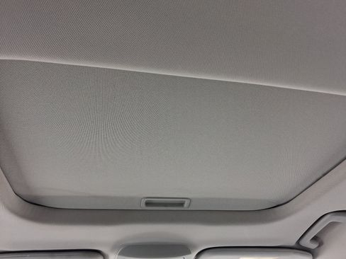 Used 2015 Ford Fusion SE w/ Equipment Group 202A FWD image 23
