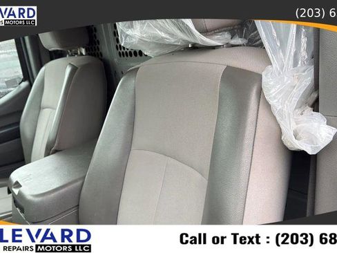 Used 2014 Nissan NV 2500 SV w/ V8 Appearance Package RWD image 26